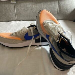 Size 5 Nike sneakers